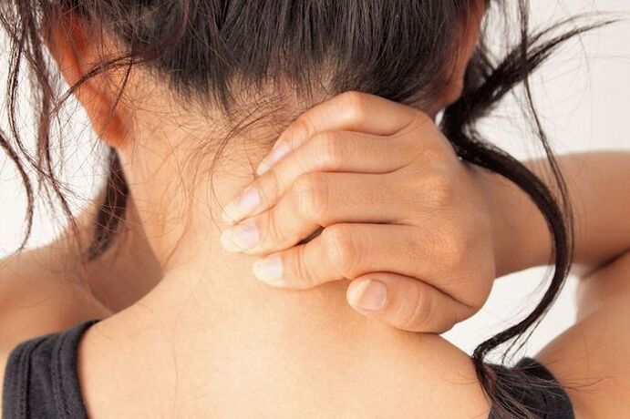 La osteocondrosis cervical es común en mujeres jóvenes